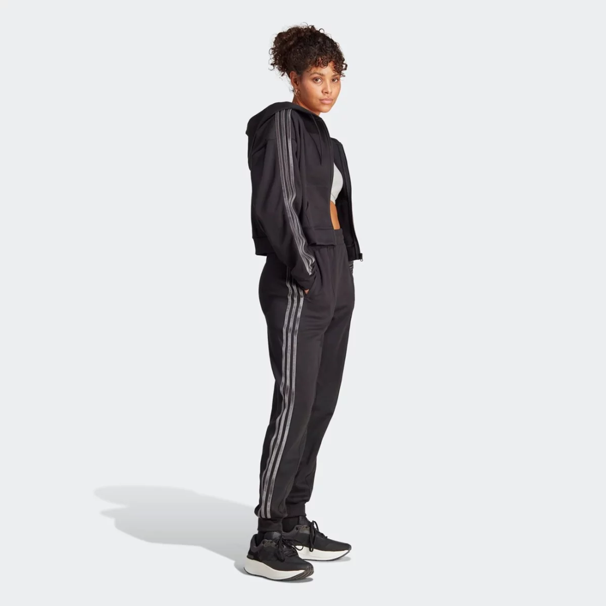 ia3150_7_apparel_on-model_walking-view_grey-huge-6657a7cfb2897