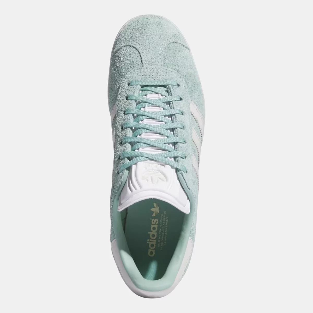 6735c40e23145Gazelle_Shoes_Green_IG4393_02_standard_hover_Photoroom