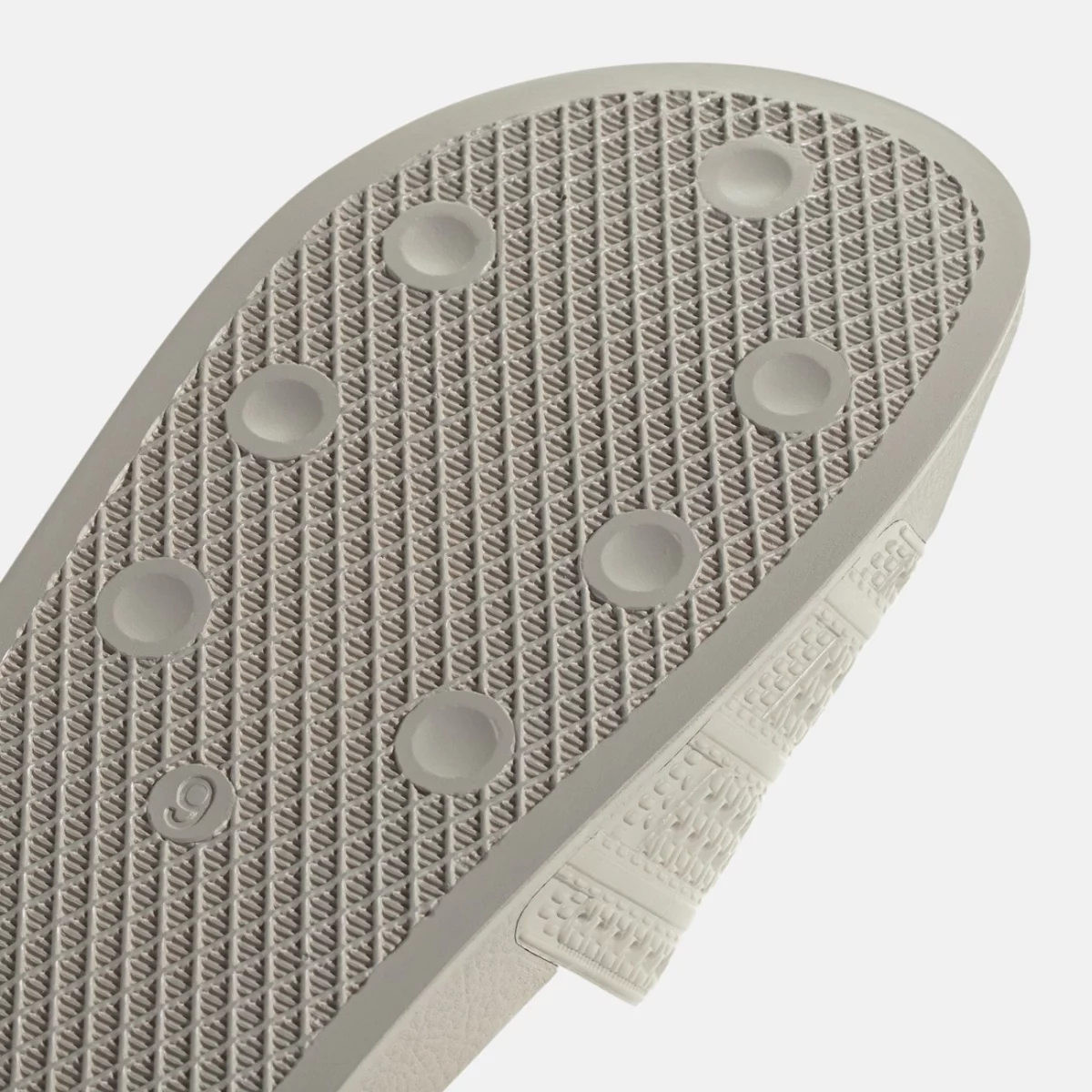 if3708_9_footwear_photography_detail-view-2_transparent-huge-6661b2c13ae06