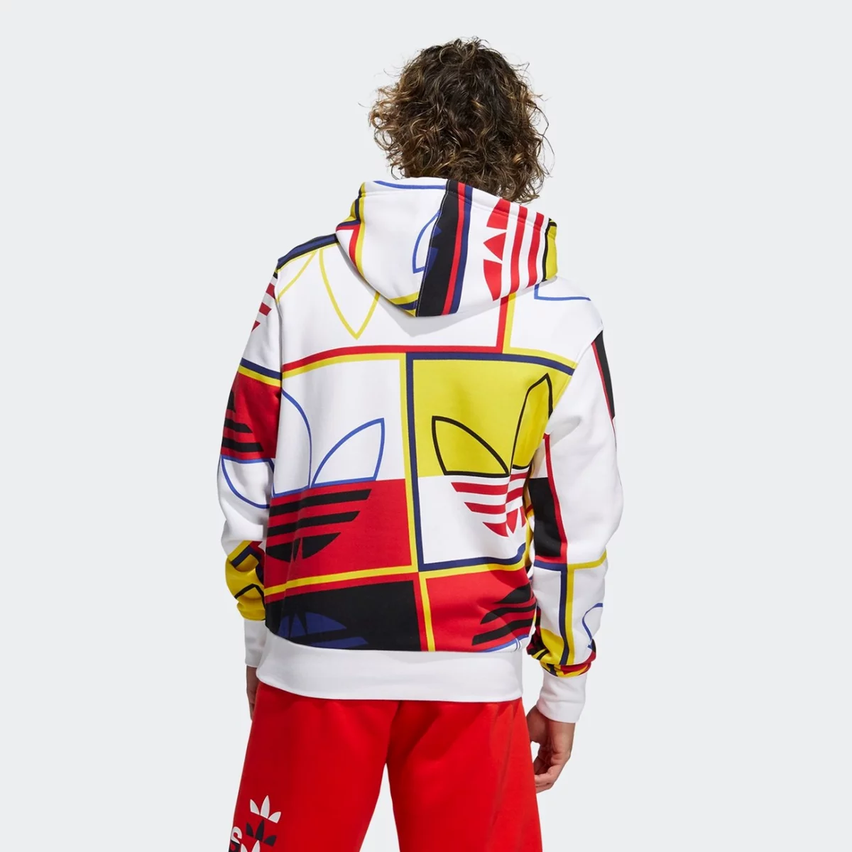h31319_app_on-model_back_gradient-huge-665764d315c97