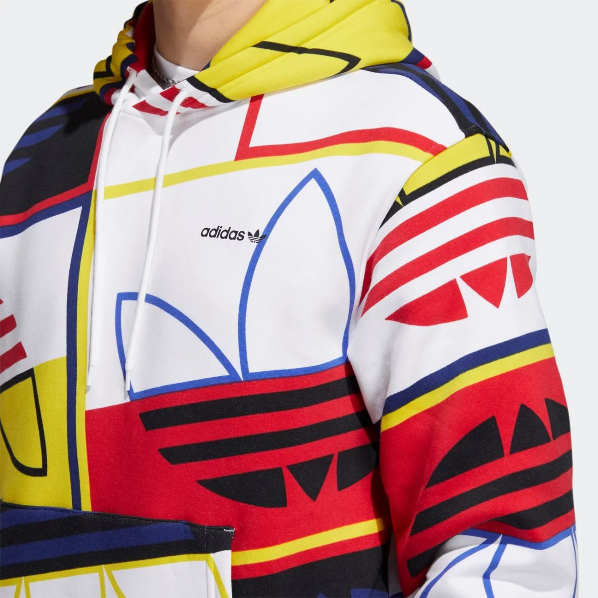 h31319_app_on-model_detail-1_gradient-huge-665764de04353