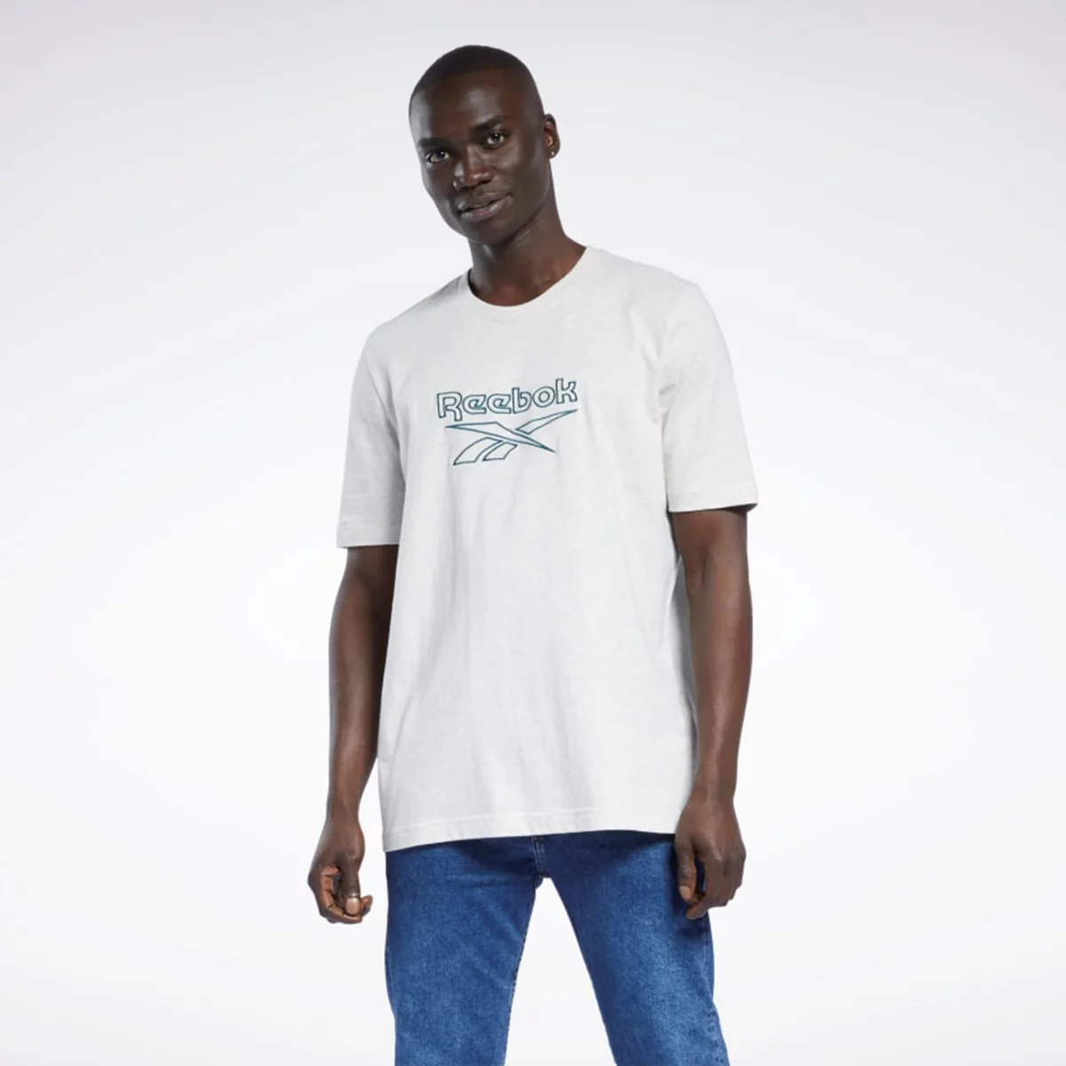 classics_vector_t-shirt_white_gs9140_01_standard-huge-665765a30f5f5