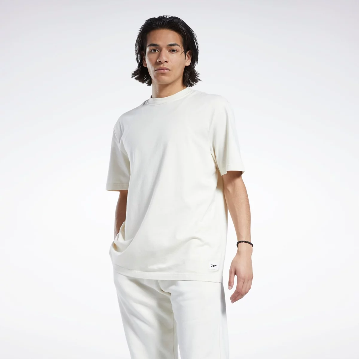 hg1586_2_apparel_on-model_standard-view_grey-huge-665792438ff07