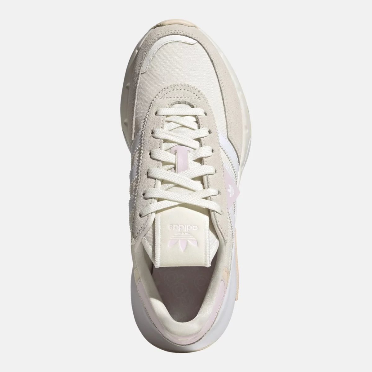 gw9408_3_footwear_photography_top-portrait-view_transparent-huge-66582181760d1