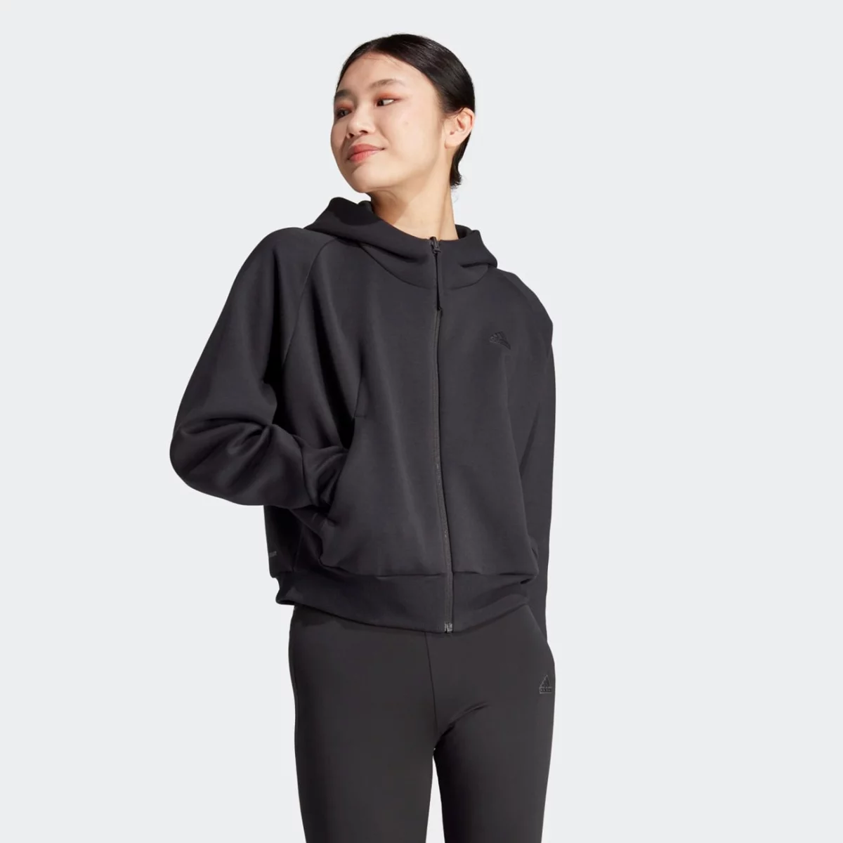 in5128_3_apparel_on-model_standard-view_grey-huge-6657a5f0ca8df