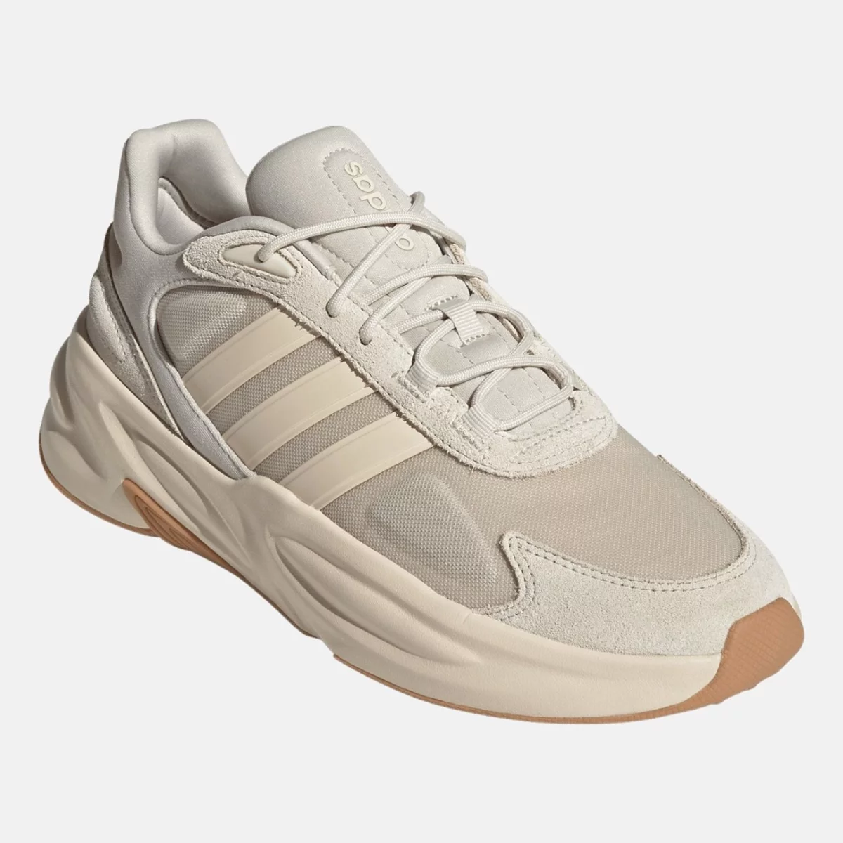 gx6762_6_footwear_photography_front-lateral-top-view_transparent-huge-66581daf3e888
