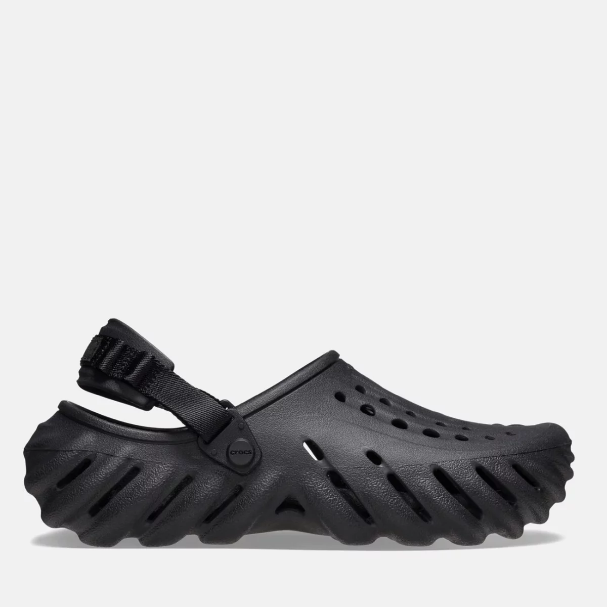 crocs-huge-66570557ad788