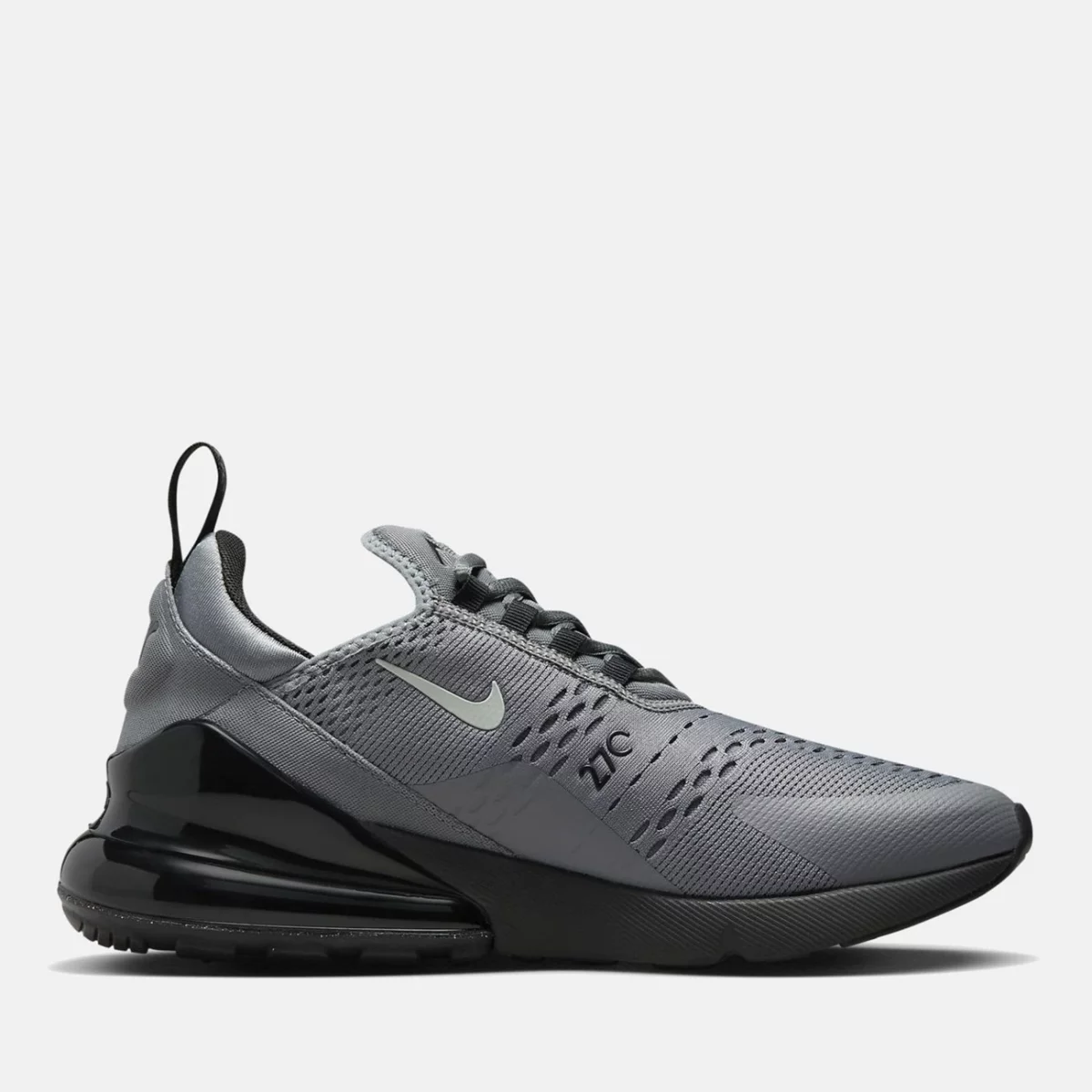 andrika-papoutsia-air-max-270-gdvwgb-1-huge-6658384a74a91