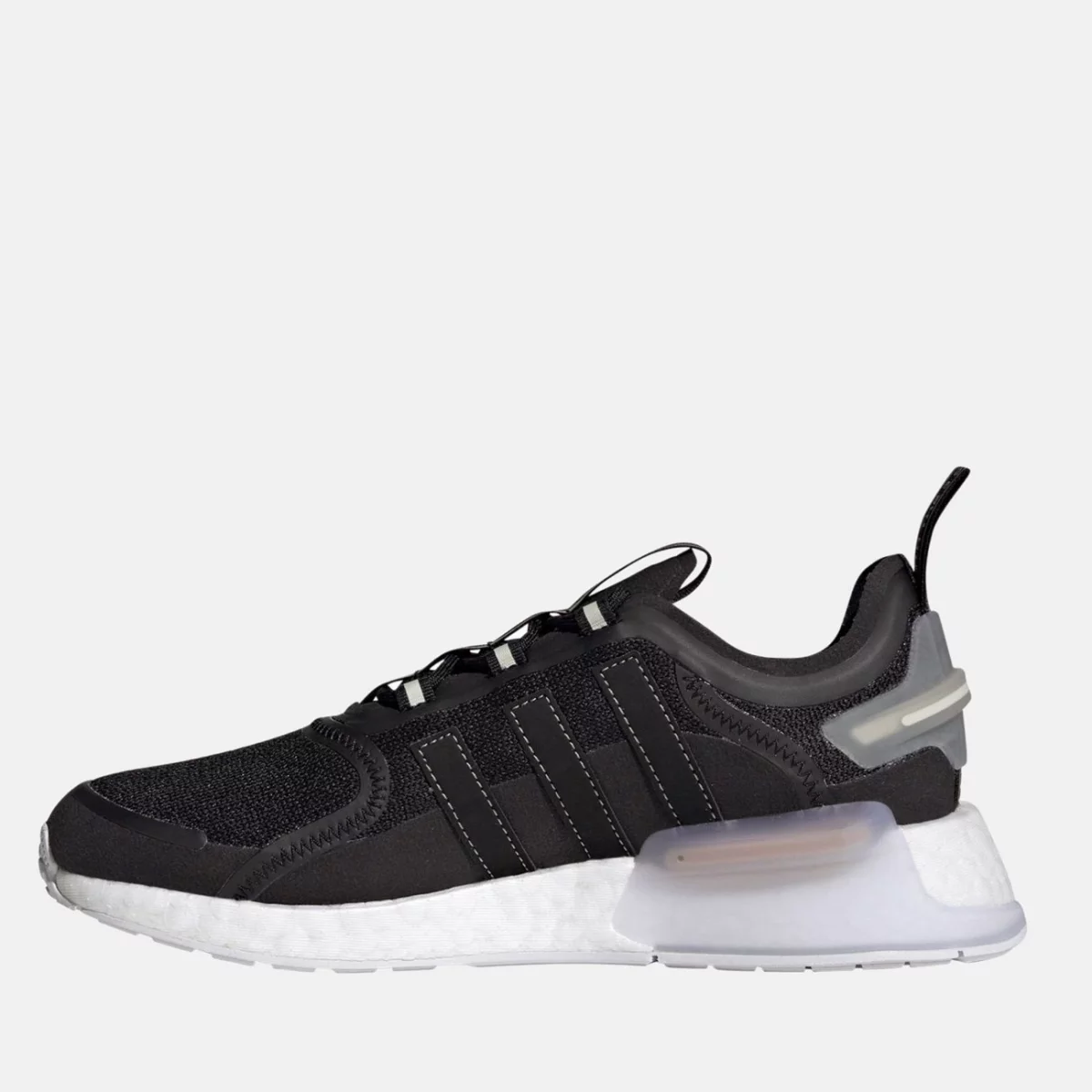 gy4189_5_footwear_photography_side-medial-center-view_transparent-huge-66581e3b30226