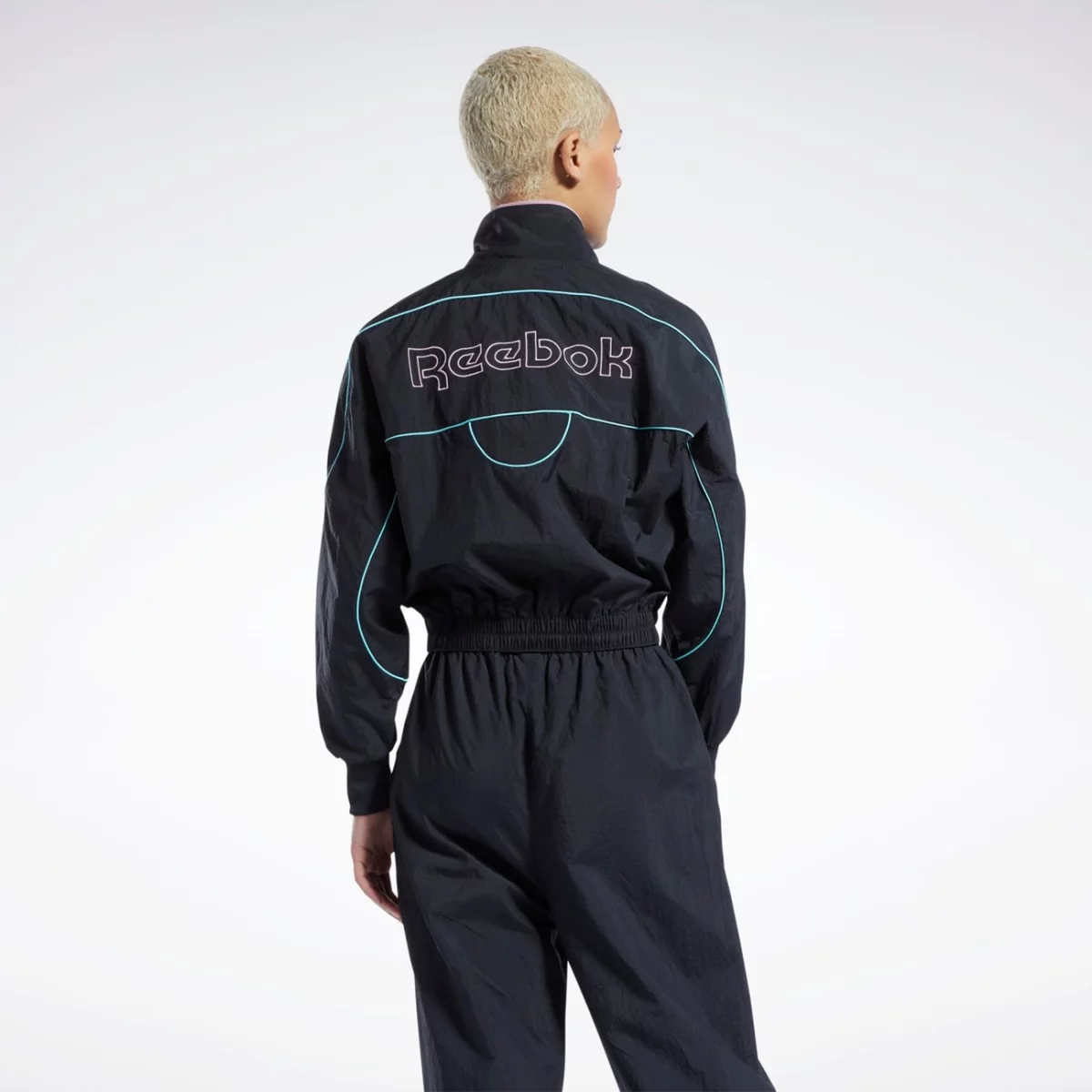hg1176_4_apparel_on-model_back-view_grey-huge-66579257e02bc