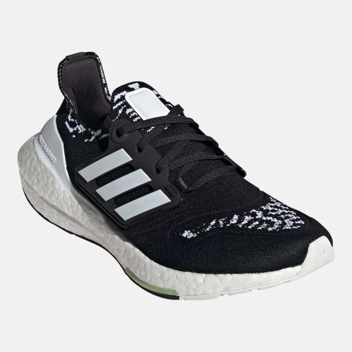 gx8019_6_footwear_photography_front-lateral-top-view_transparent-huge-66580c3ab680d