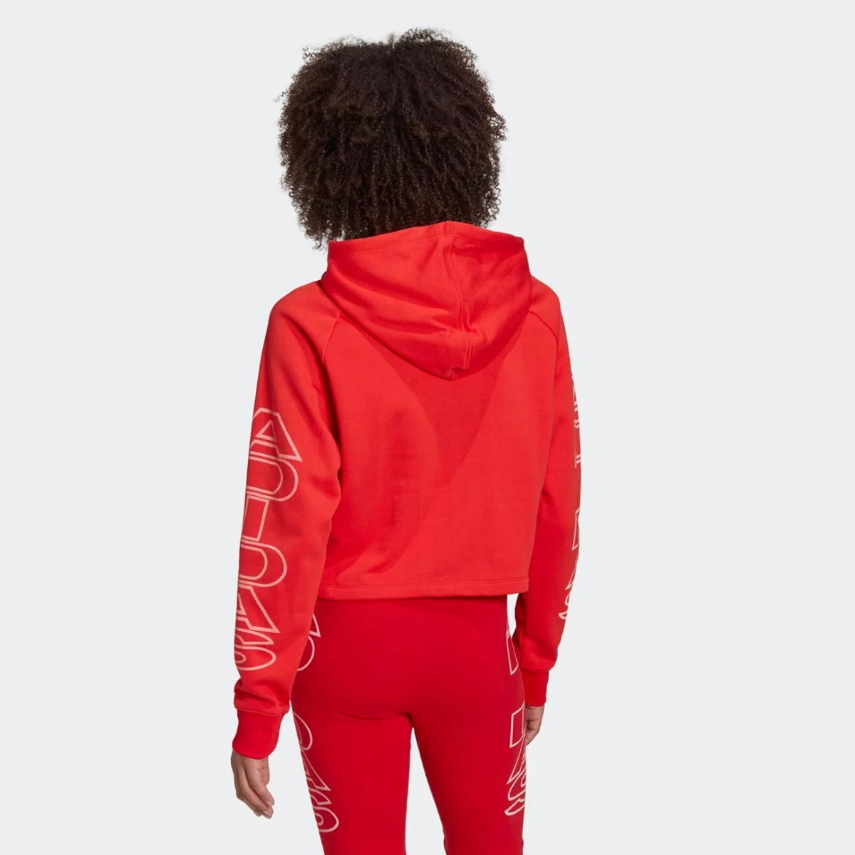 h20233_app_on-model_back_gradient-huge-665761b943298