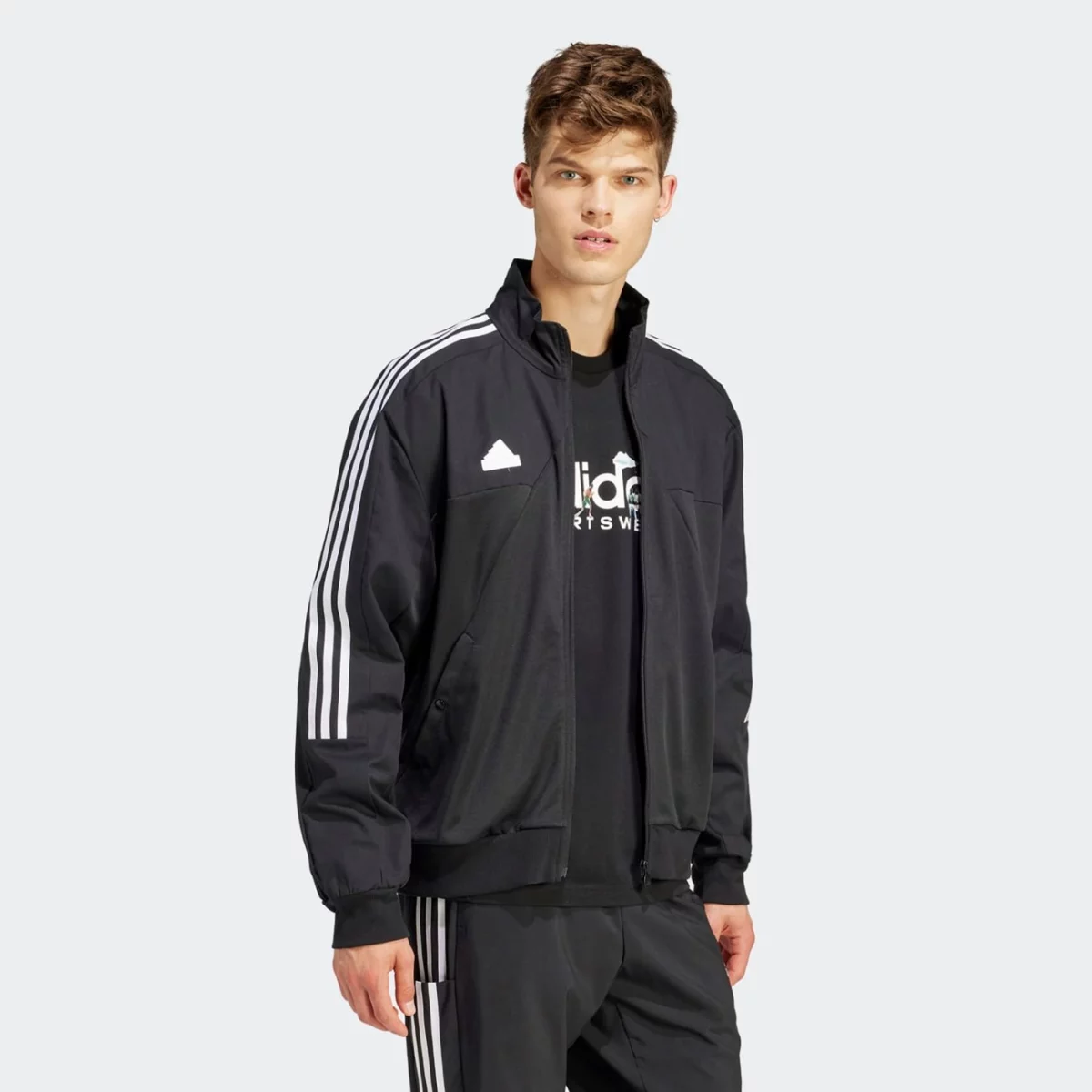 ip3780_6_apparel_on-model_walking-view_grey-huge-6657adf1a82aa