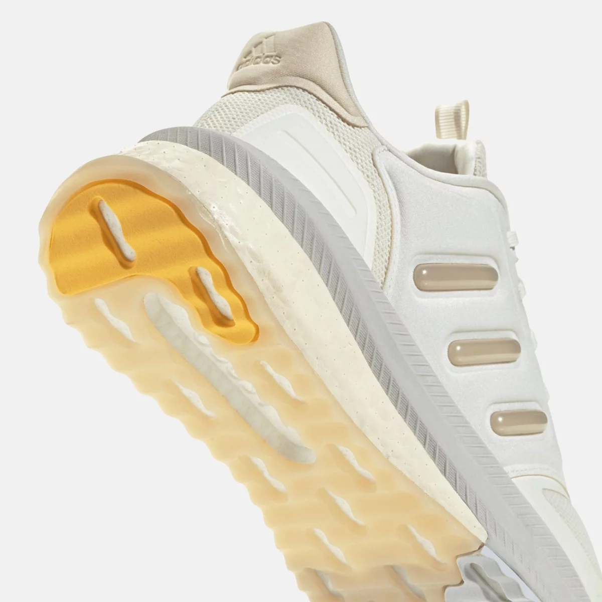 id0430_8_footwear_photography_detail-view-1_transparent-huge-66584265177c8