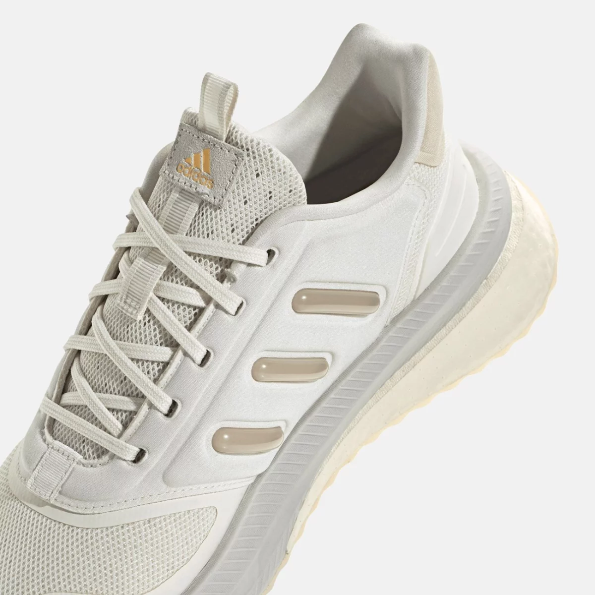 id0430_9_footwear_photography_detail-view-2_transparent-huge-6658426356520