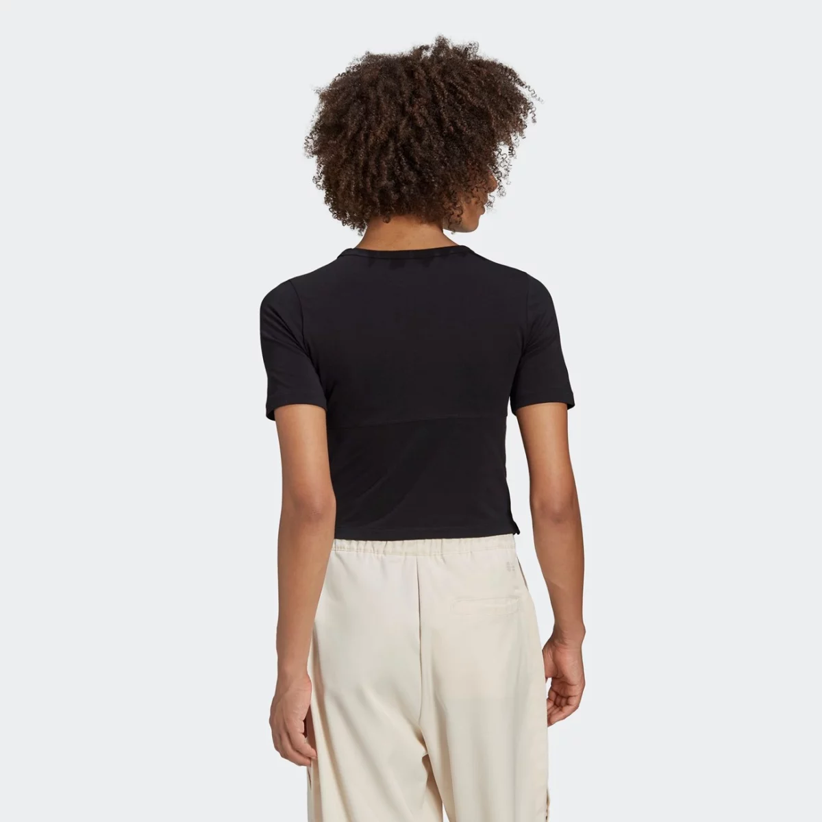 hf2010_app_on-model_back_gradient-huge-665775177f98d
