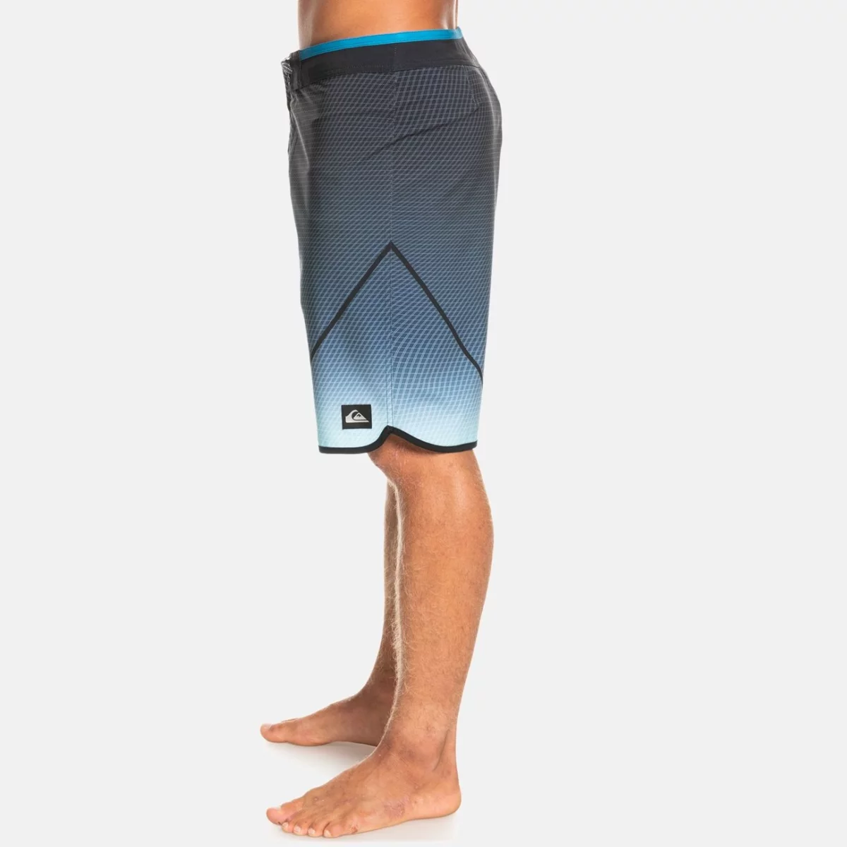 eqybs04664_quiksilver-w_kvj6_frt2-huge-66578763394b4