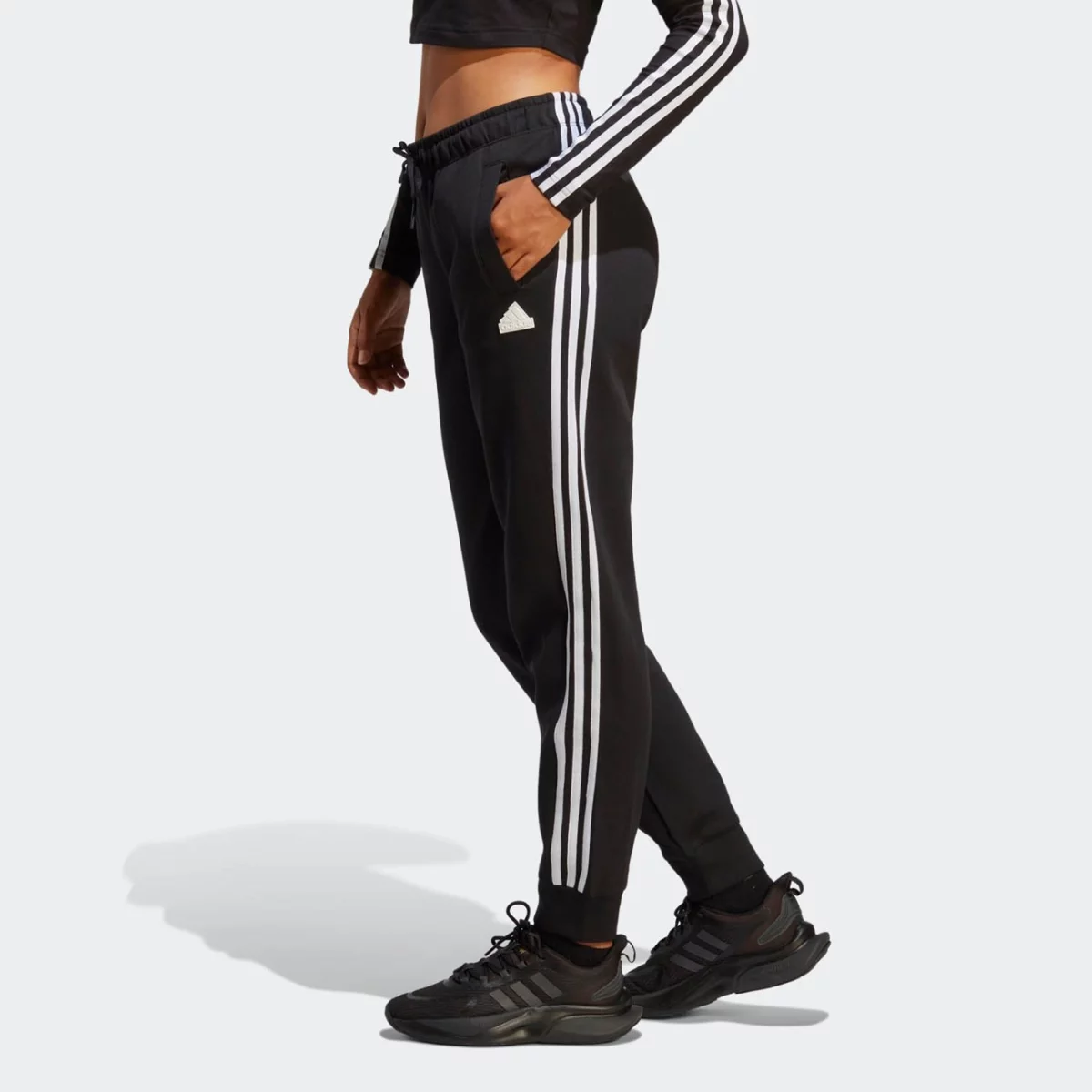 0_0106_ht4704_5_apparel_on-model_side-view_grey-huge-6657a103cb9cf