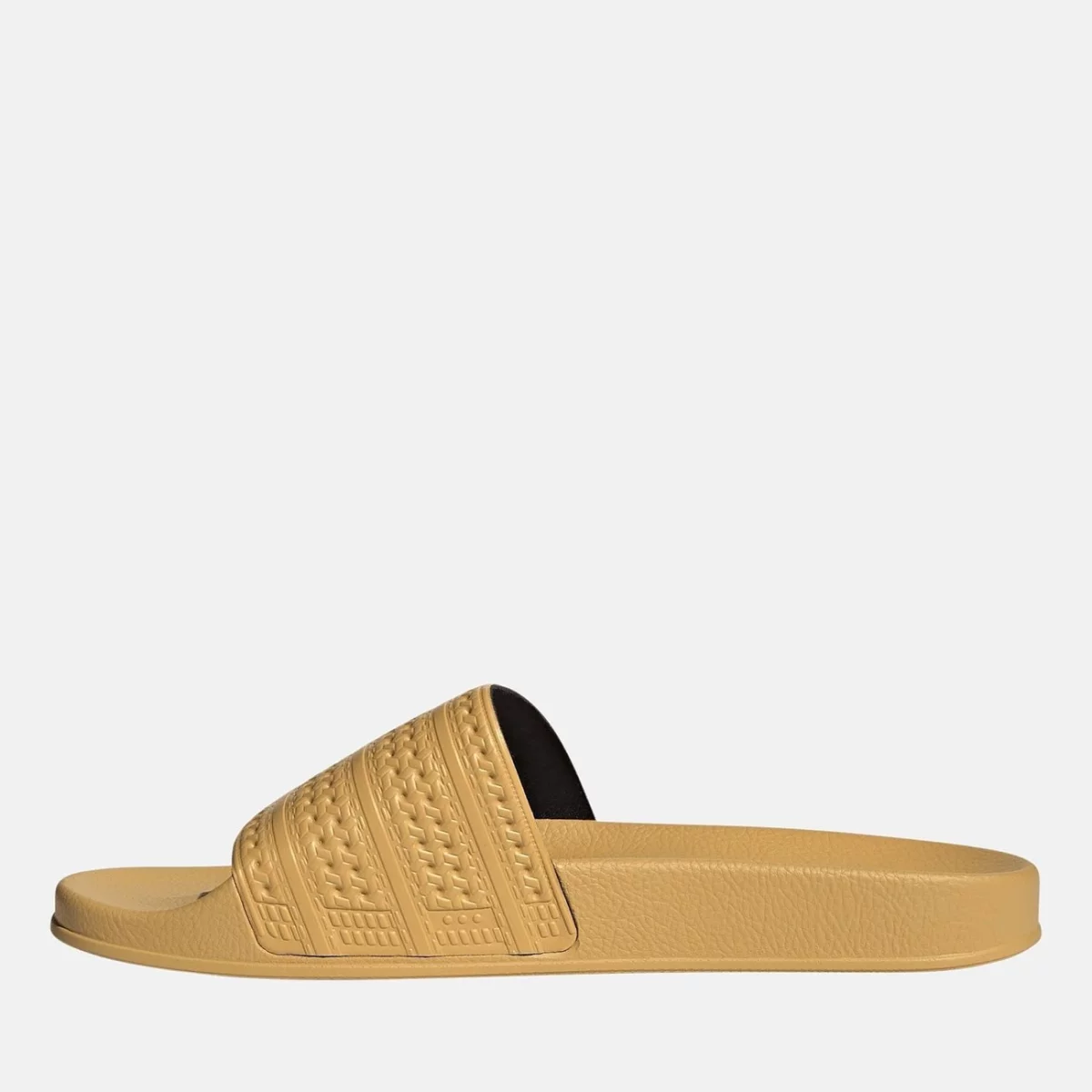 if3707_5_footwear_photography_side-medial-center-view_transparent-huge-6661b48507ef6