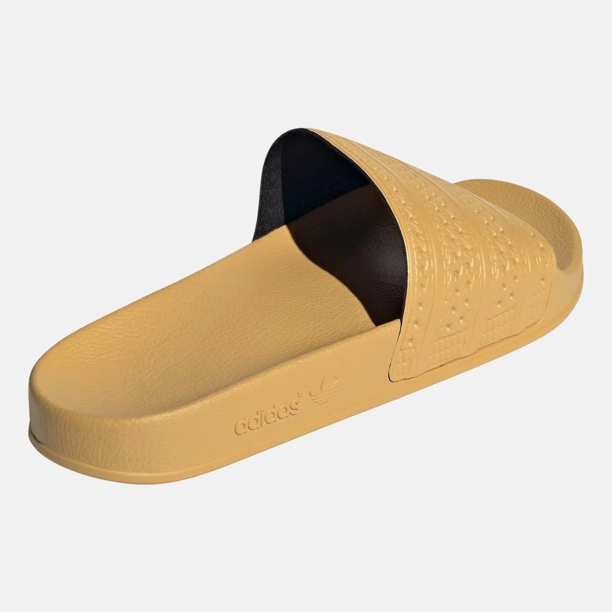 if3707_7_footwear_photography_back-lateral-top-view_transparent-huge-6661b489e0d33