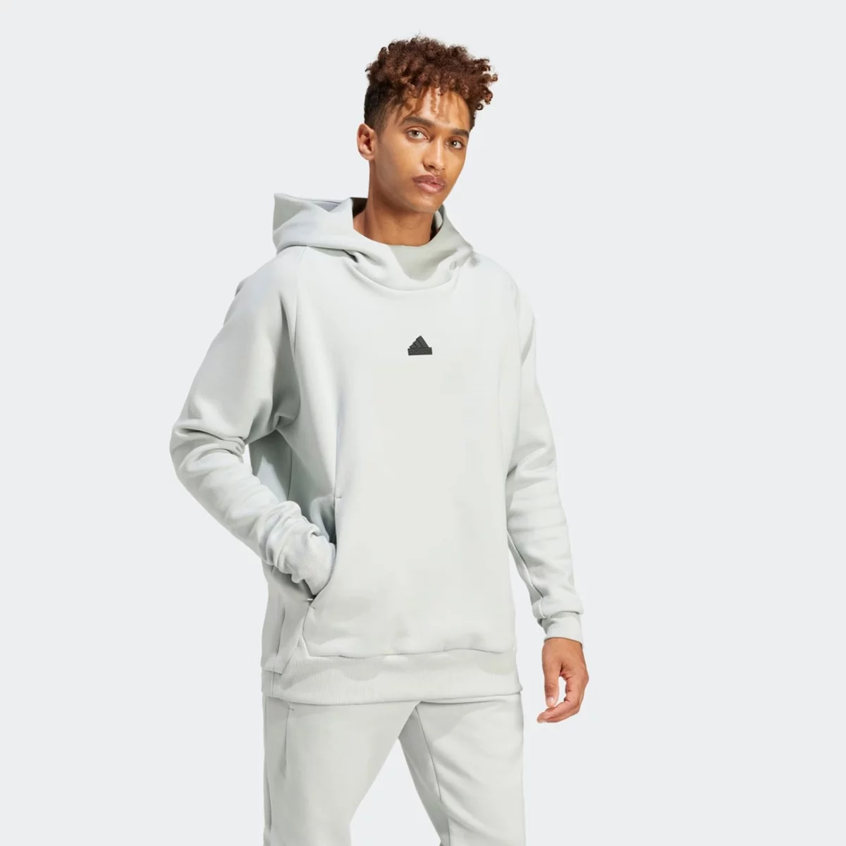 in5119_6_apparel_on-model_walking-view_grey-huge-6657a729bb9f9