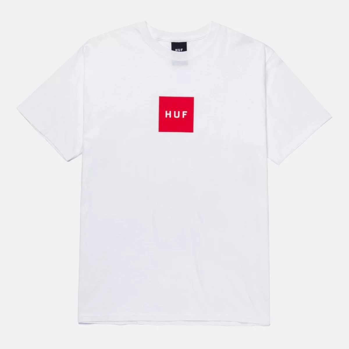 essentials-box-logo-s-s-tee_black_ts01666_black_01-huge-66578c11f3a05