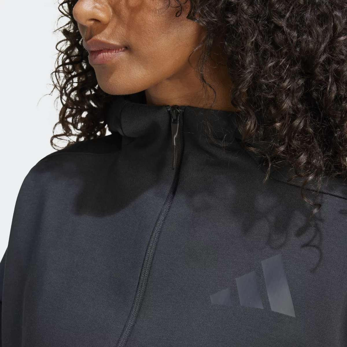 6708e42314e11JE7848_8_APPAREL_On_Model_Detail_View_1_grey