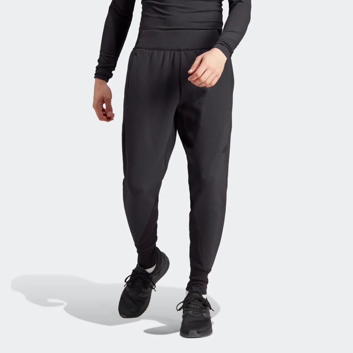 in5102_3_apparel_on-model_standard-view_grey-huge-6657a5de66675