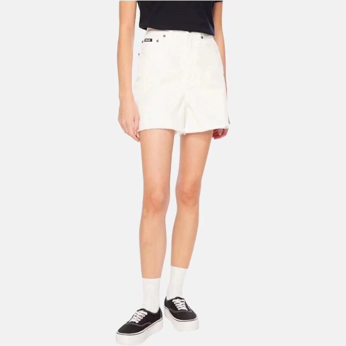 gynaikeio-lefko-psilomeso-sorts-dkny-e2rl2779-2-550x825w.jpg-photoroom.png-photoroom-huge-6661ab2d8692a