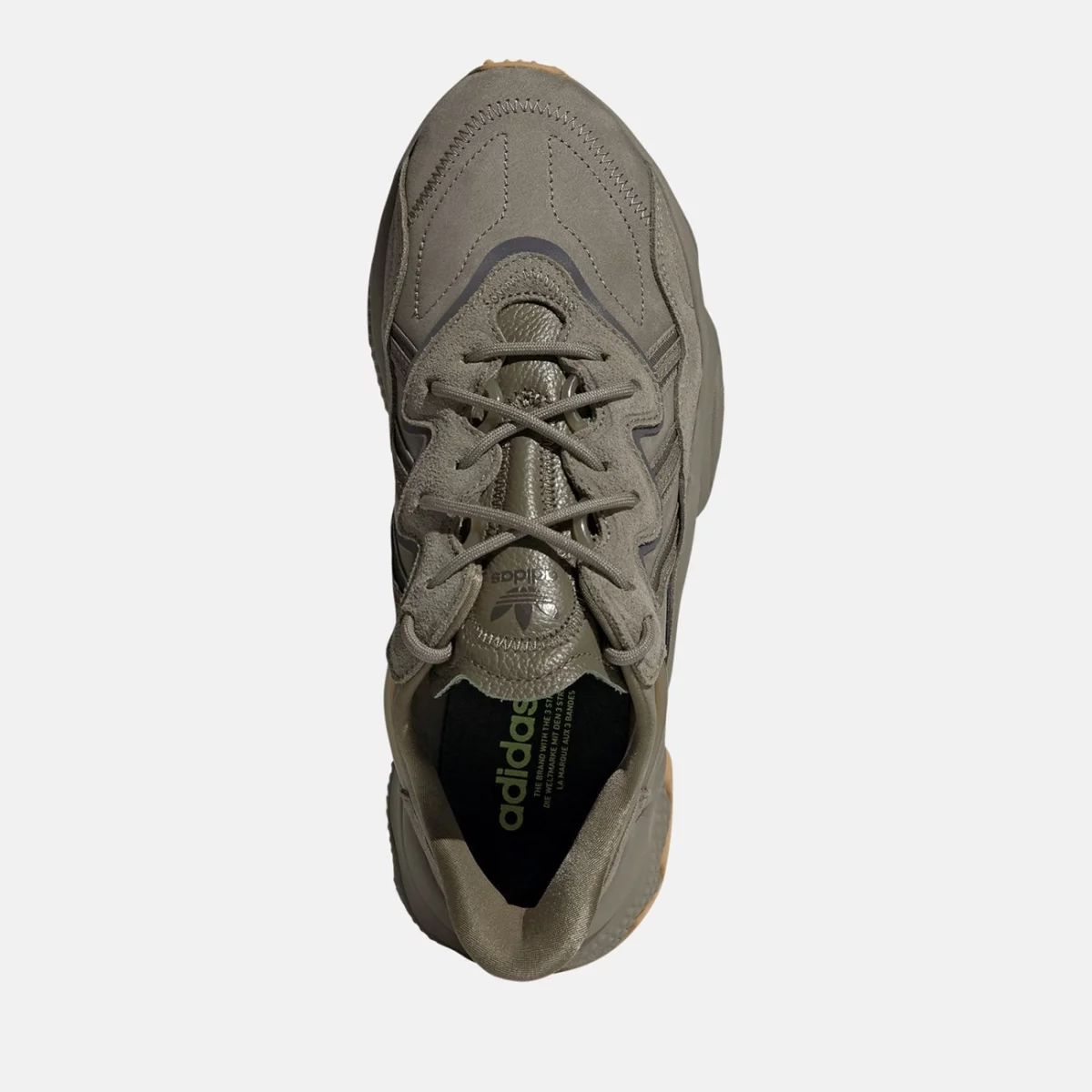 ee6461_3_footwear_photography_top-portrait-view_transparent-huge-66582cfdcfcea