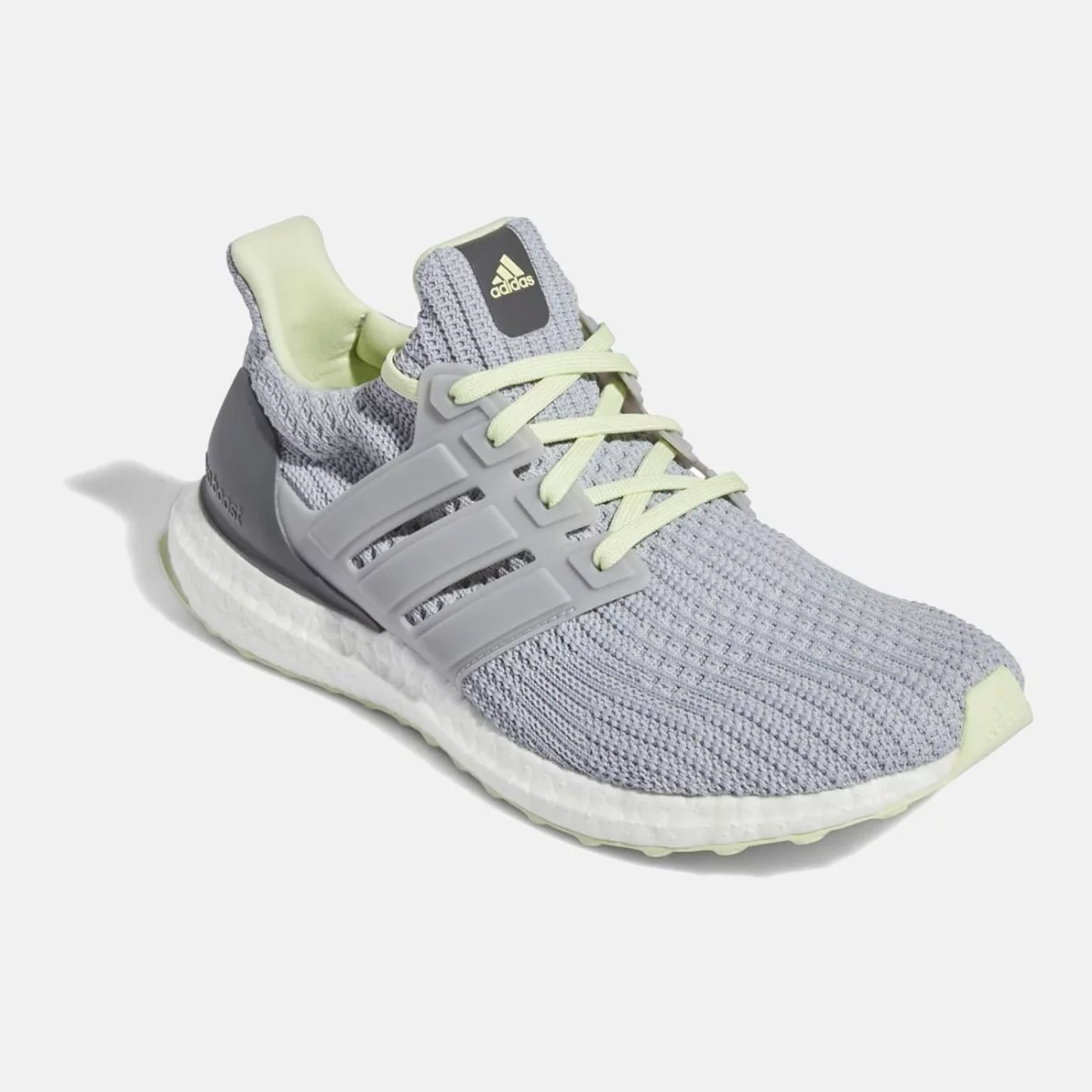 gy0284_6_footwear_photography_front-lateral-top-view_white-huge-66580731c11f1