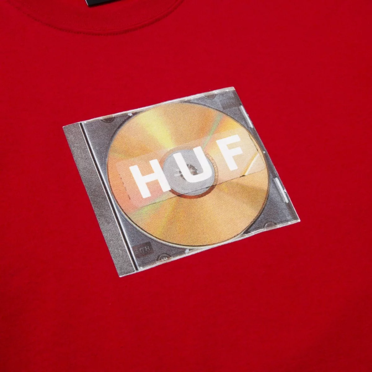mix-box-logo-s-s-tee_red_ts01343_red_02-huge-66575efa1470d