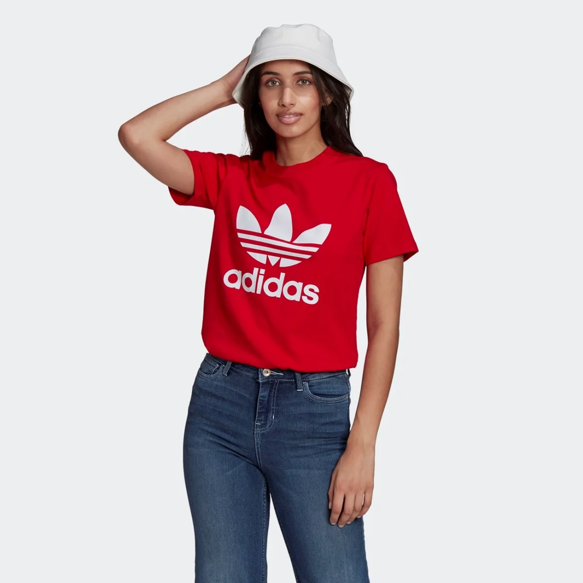 gn2902_app_on-model_standard_gradient-huge-665754fc2c93a