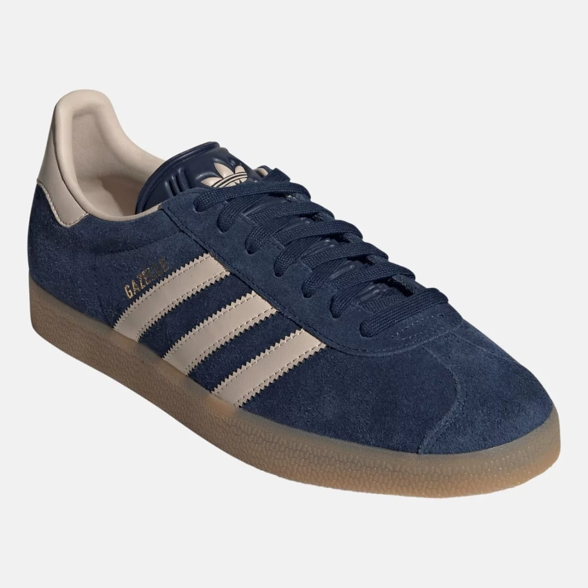 ig6201_5_footwear_photography_front-lateral-top-view_transparent-huge-665841f4e3a0a