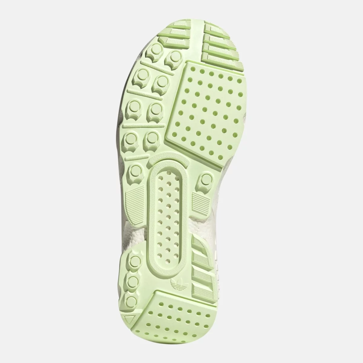 gy5271_4_footwear_photography_bottom-view_transparent-huge-6658068a343bd