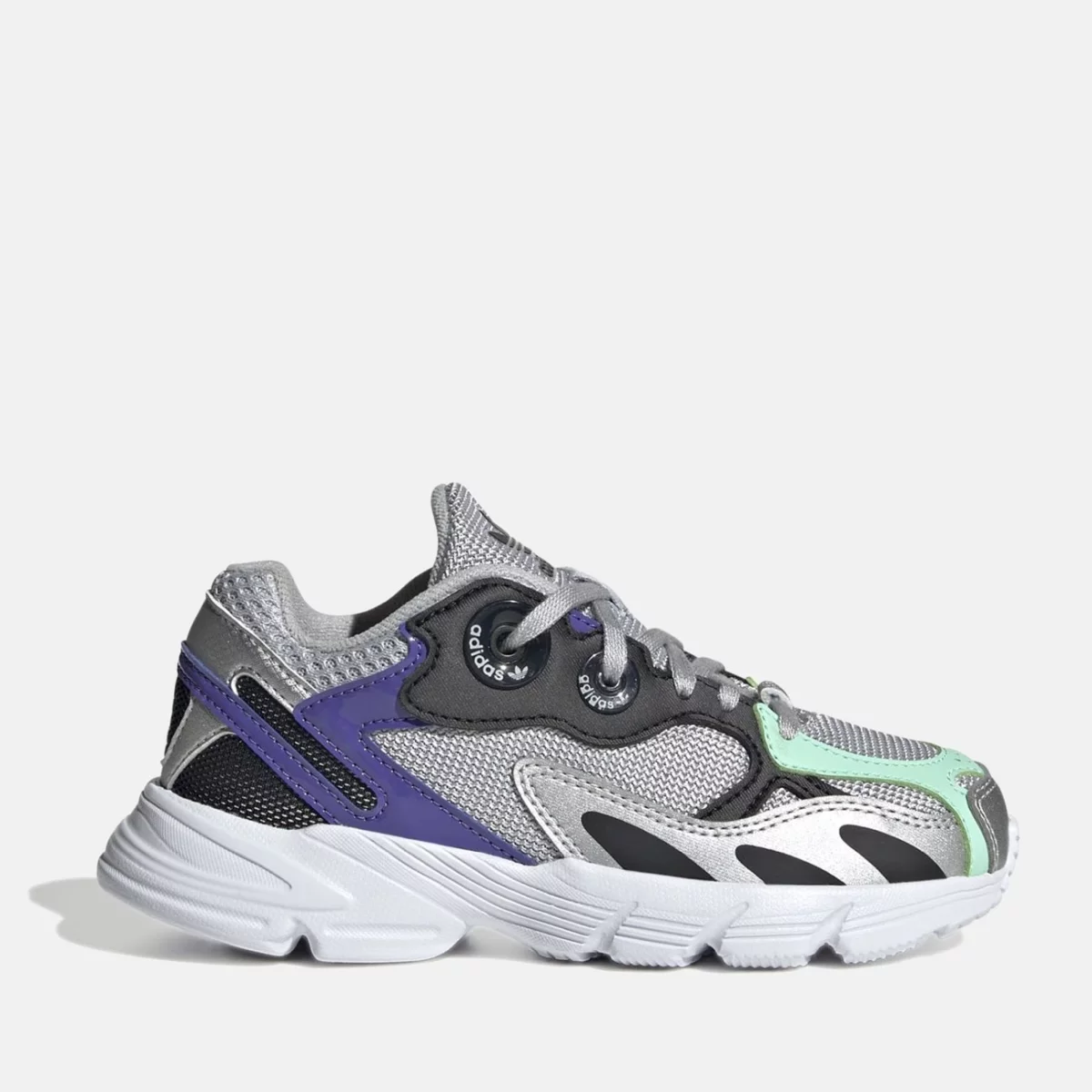 gy3347_1_footwear_photography_side-lateral-center-view_white-huge-665806cce47cd