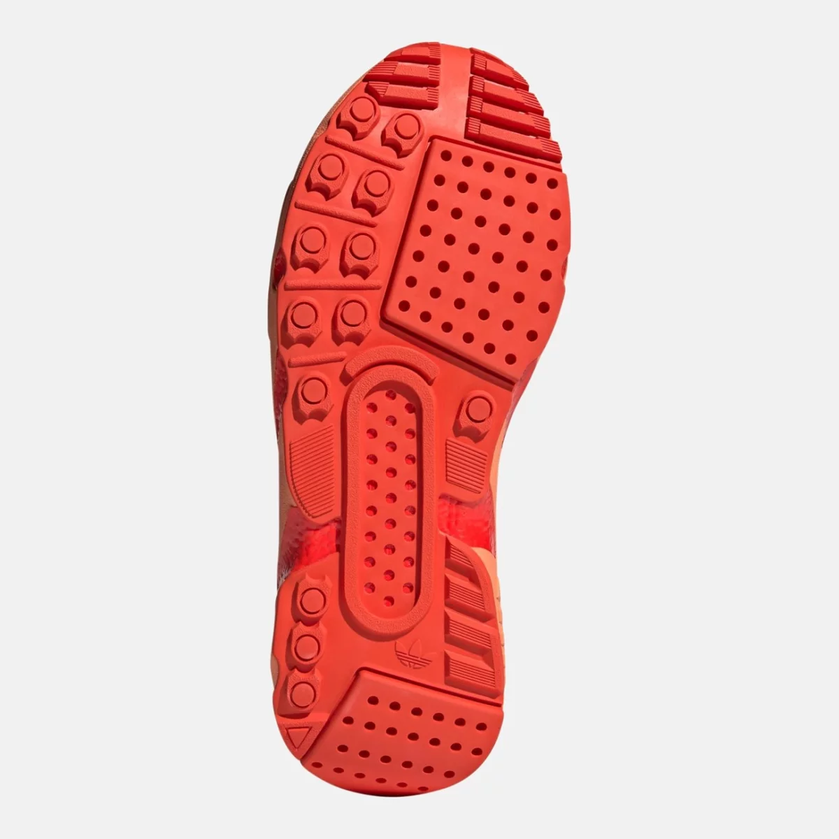 gy6699_4_footwear_photography_bottom-view_transparent-huge-665808d6aca6f