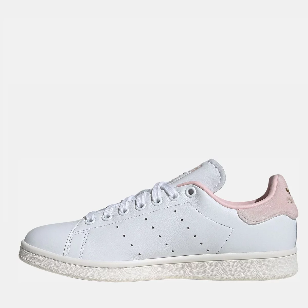 6729fa4ef1ca2IF7002_5_FOOTWEAR_Photography_Side_Medial_Center_View_transparent