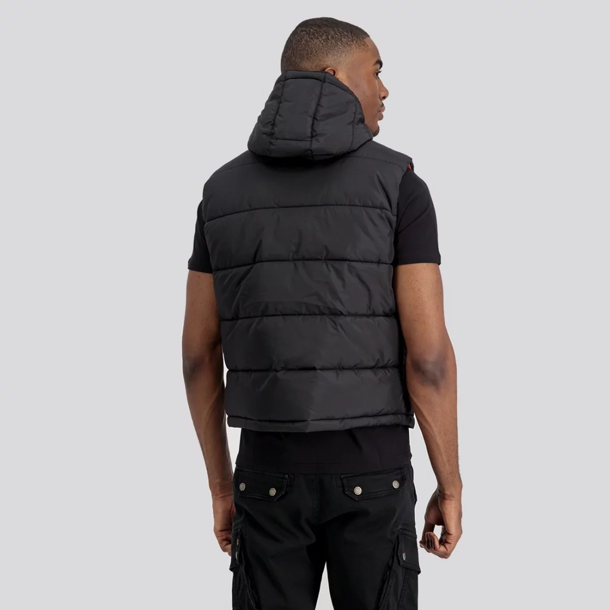 118110-03-alpha-industries-hooded-puffer-vest-fd-006-huge-6657917e1e417