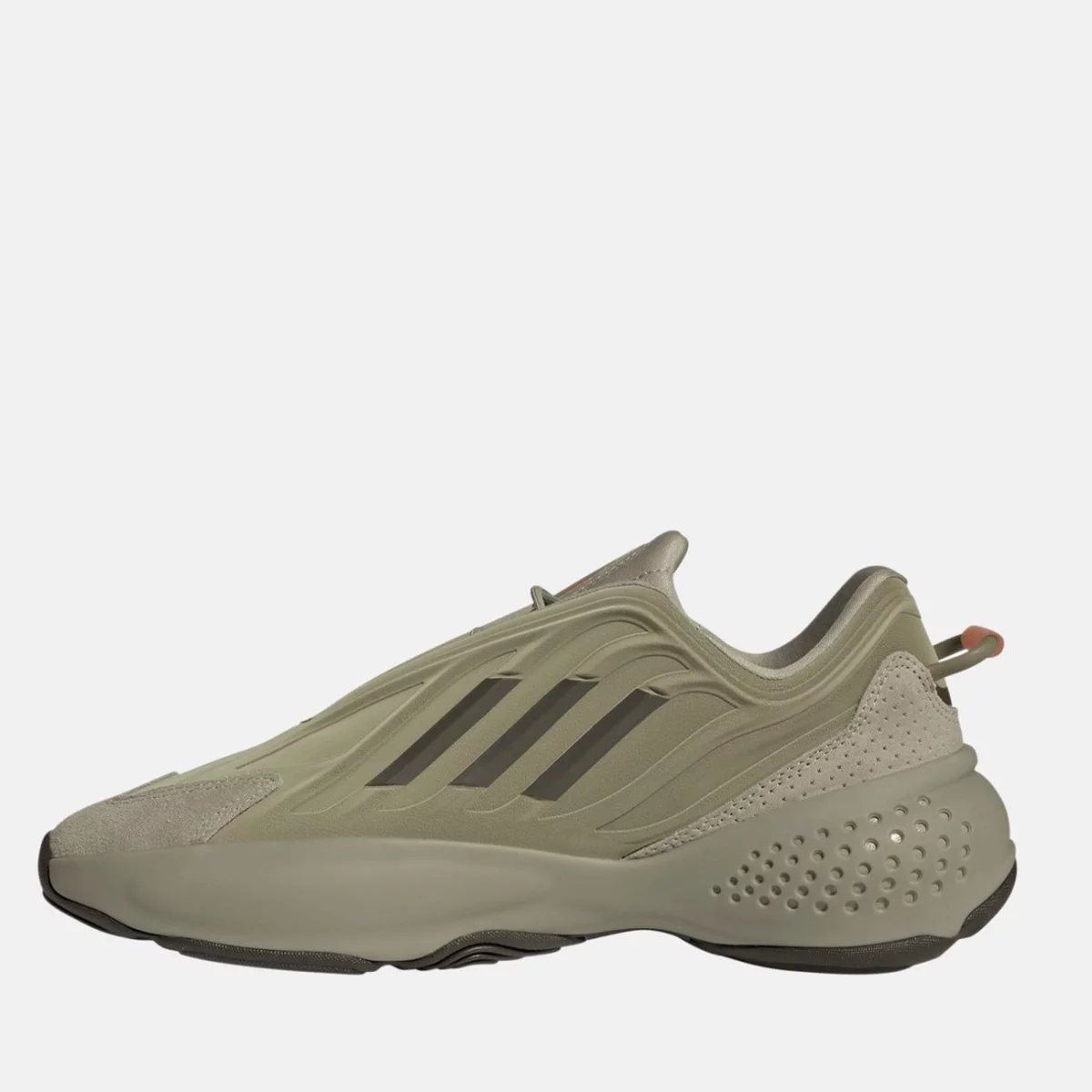 gx1880_5_footwear_photography_side-medial-center-view_transparent-huge-665820dfb22d4