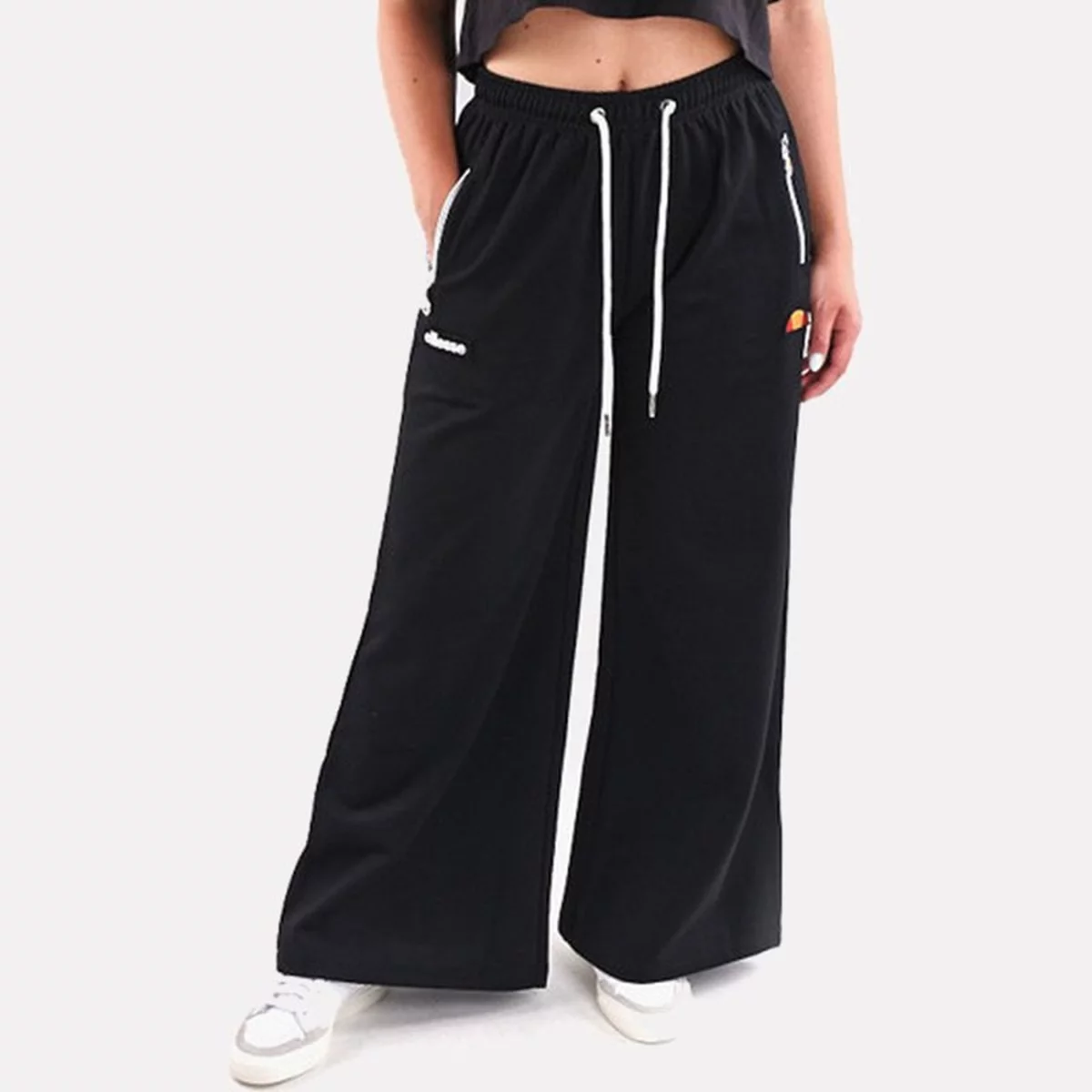 20190821145810_ellesse_gilda_sgc07368_black-huge-66573dbc5173a