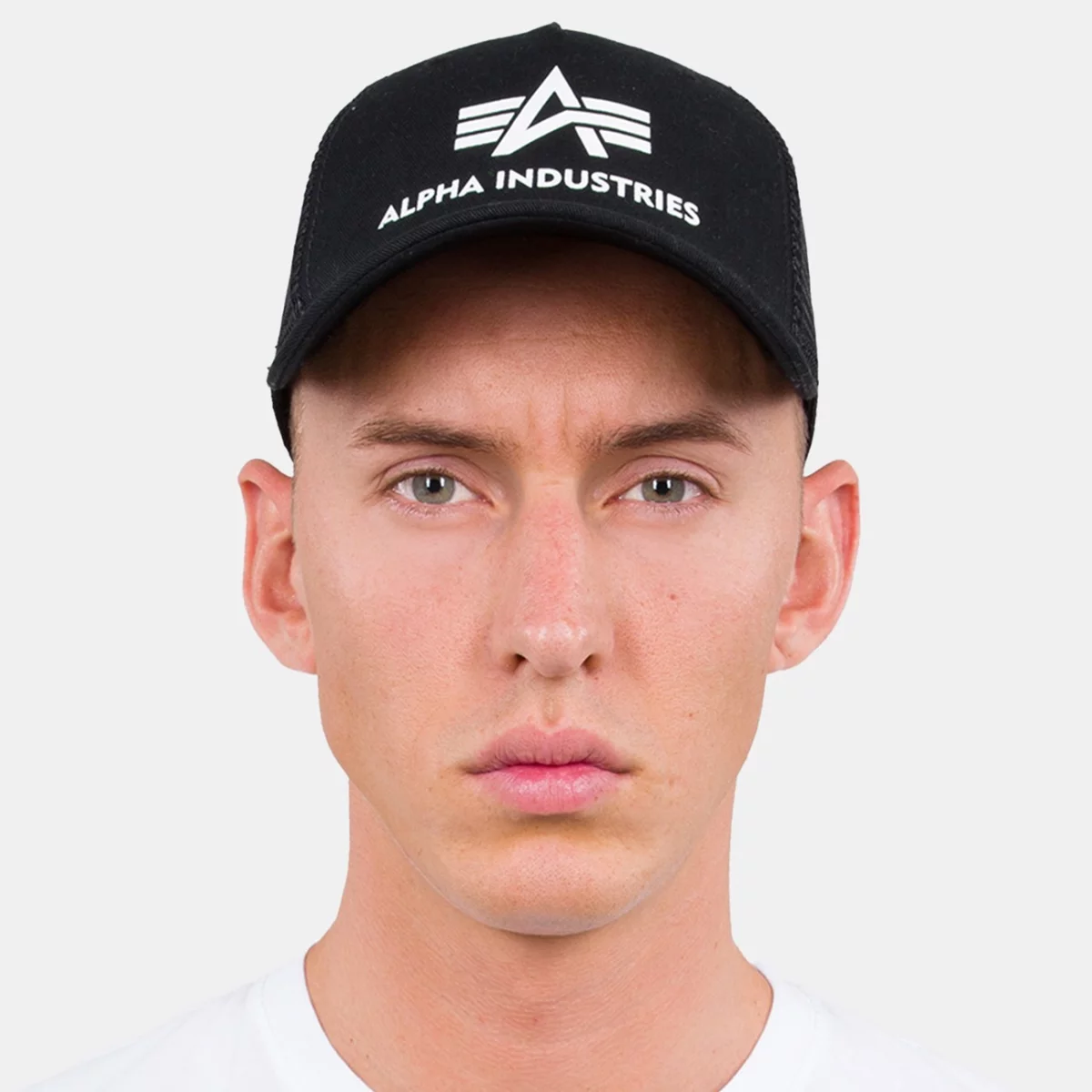 186902-03-alpha-industries-basic-trucker-cap-caps-001-huge-6657586f52af5
