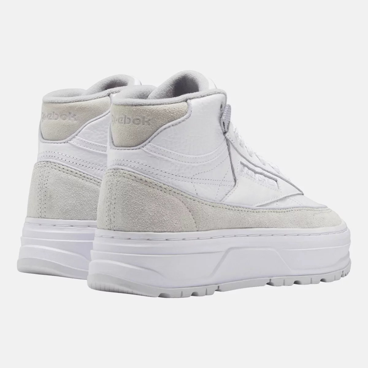 gy8782_6_footwear_photography_back-lateral-top-view_transparent-huge-6658221ee390f