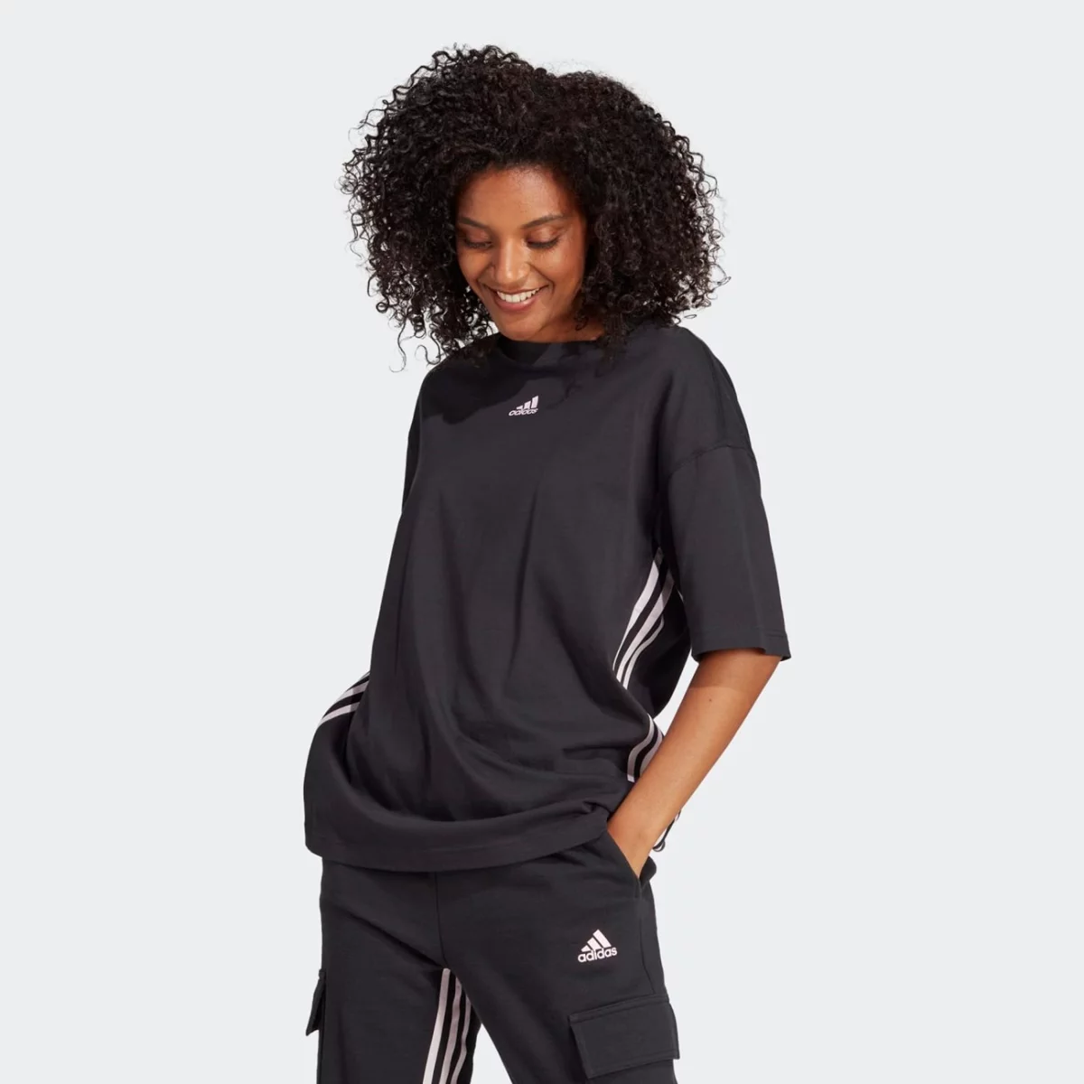 ia3183_3_apparel_on-model_standard-view_grey-huge-6657a7d590984