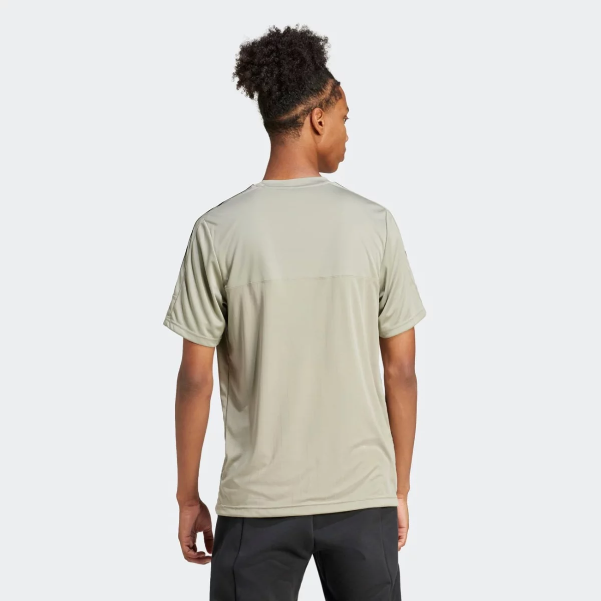 il5661_5_apparel_on-model_back-view_grey-huge-6657b2532369b