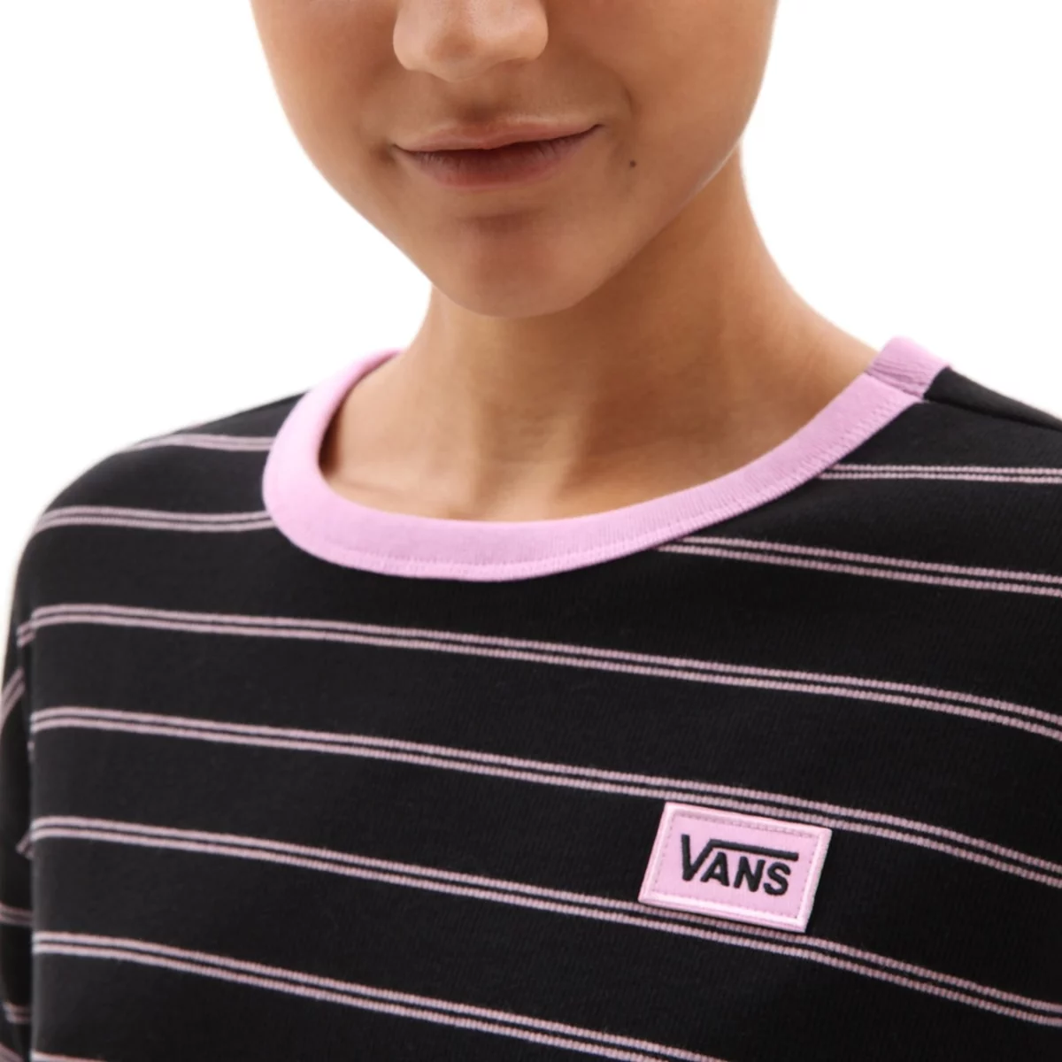 vn0a5arbblk-alt3-huge-66575d5d9dfb7