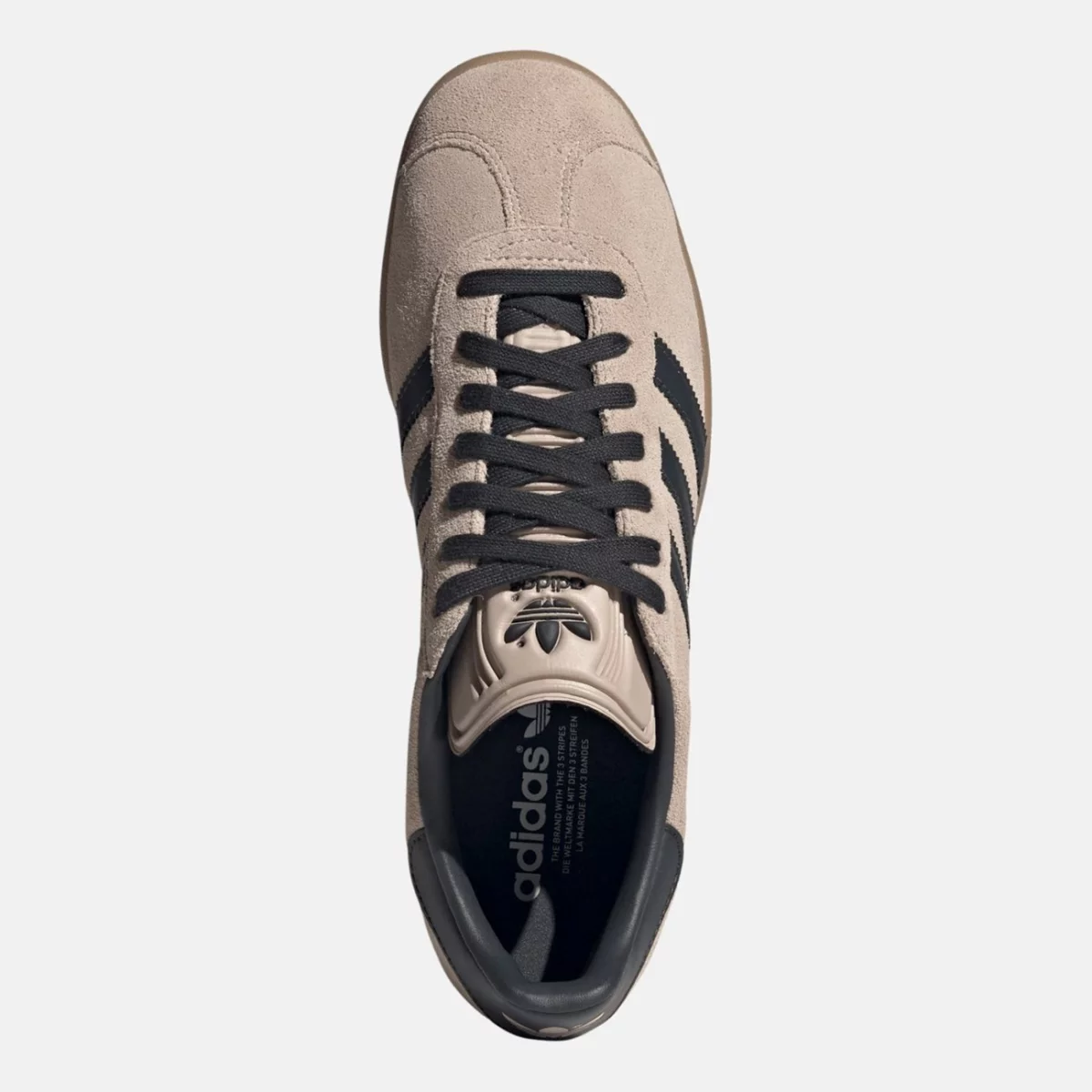 ig6199_3_footwear_photography_top-portrait-view_transparent-huge-665841d68b583