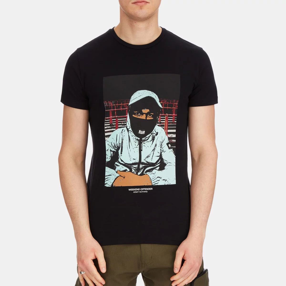 ss21_ptss21_04_the-terrace_black_model_front-huge-6657608d45259