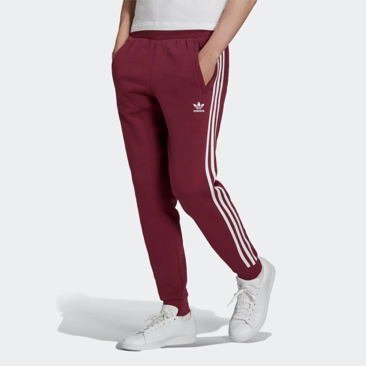 h06687_app_on-model_standard_gradient-huge-665763086135c