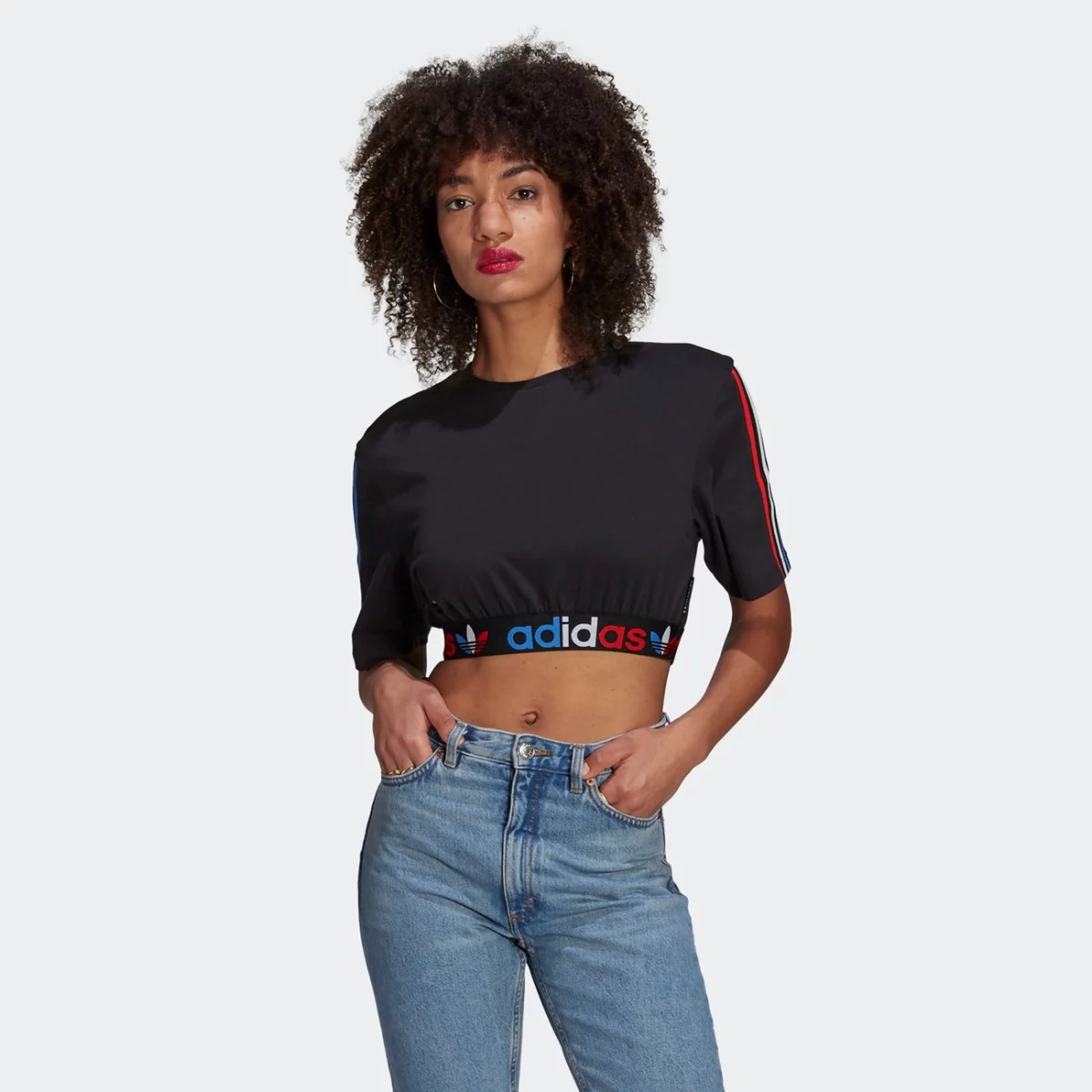 gn2932_app_on-model_standard_gradient-huge-665756f17eadb